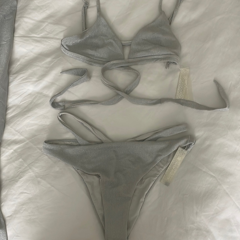 Bikini set with sarong